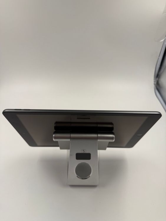 iPad 8 32GB Wi-Fi gray ֹM-86-24