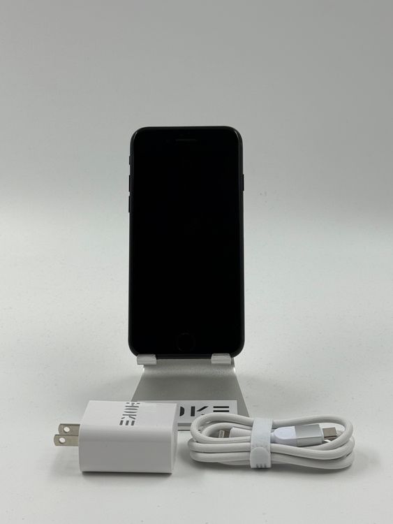 �ڽ����Хåƥ꡼�򴹺ѡ� iPhone SE��3��128GB�Хåƥ꡼100%�����ֹ�M-7555