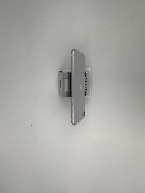 iPhone SE ��2���� 64GB �Хåƥ꡼81%�����ֹ�M0701