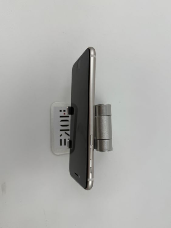 �ڽ����Хåƥ꡼�򴹺ѡ�iPhone SE��3��128GB�Хåƥ꡼100%�����ֹ�M-3741