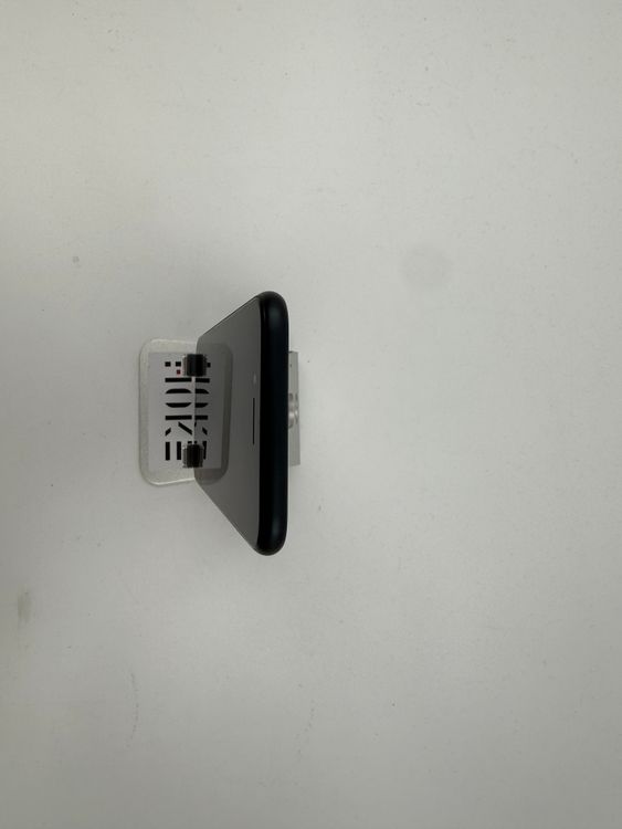 �ڽ����Хåƥ꡼�򴹺ѡ� iPhone SE��3��128GB�Хåƥ꡼100%�����ֹ�M-7555