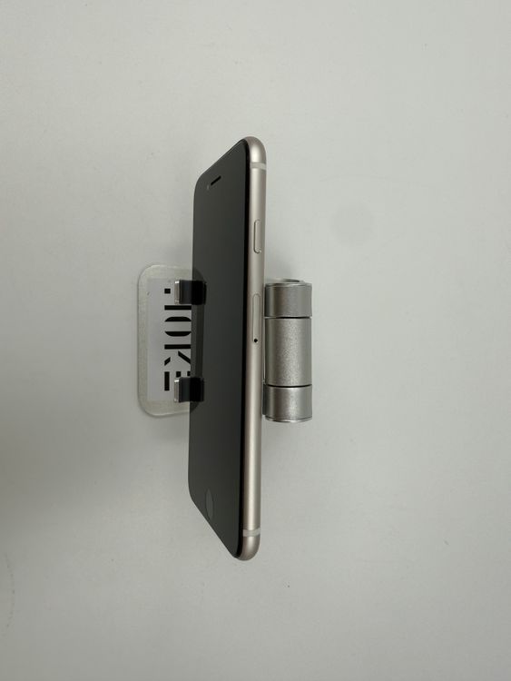 �ڽ����Хåƥ꡼�򴹺ѡ� iPhone SE��3��128GB�Хåƥ꡼100%�����ֹ�M-2003