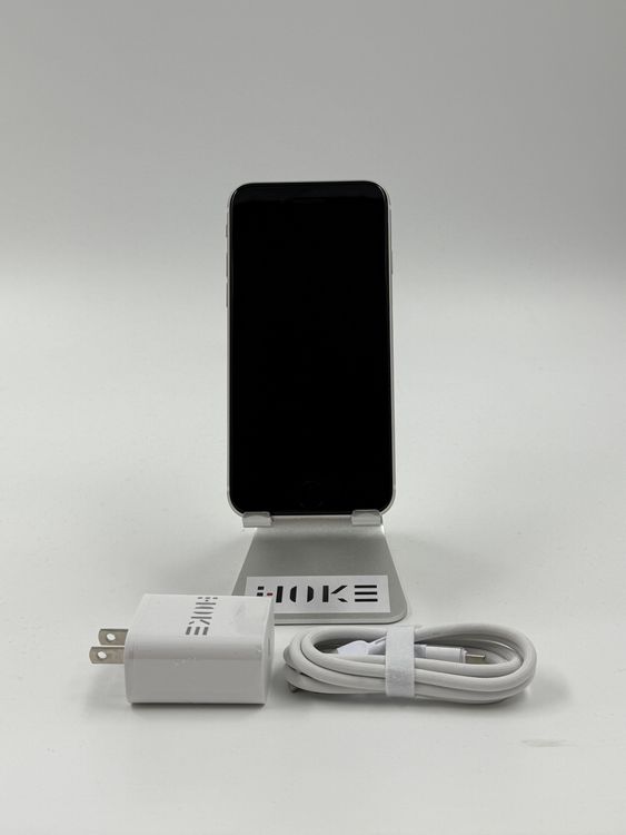 �ڽ����Хåƥ꡼�򴹺ѡ�iPhone SE��3��128GB�Хåƥ꡼100%�����ֹ�M-3741