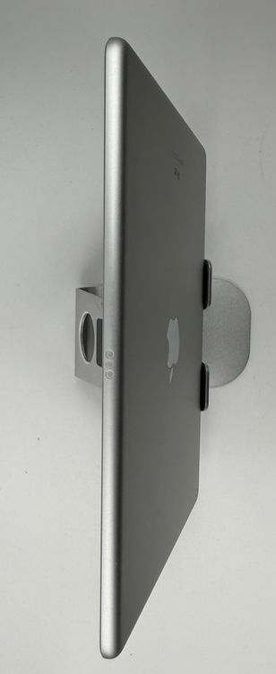 Apple iPad ��8���� 32GB Wifi �����ֹ�M0799