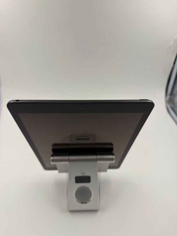 iPad 8 32GB Wi-Fi gray ֹM-87-9