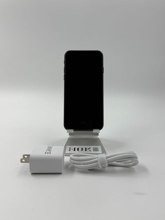 �ڽ����Хåƥ꡼�򴹺ѡ�iPhone SE ��3����128GB�Хåƥ꡼100%�����ֹ�M-0723