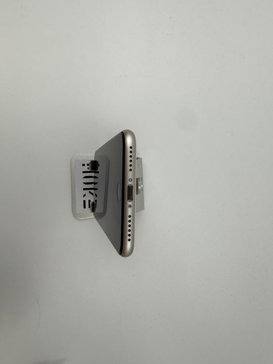 �ڽ����Хåƥ꡼�򴹺ѡ� iPhone SE��3��128GB�Хåƥ꡼100%�����ֹ�M-7558