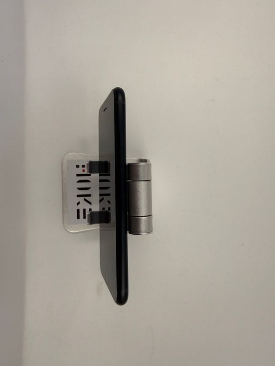 �ڽ����Хåƥ꡼�򴹺ѡ�iPhone SE ��3����64GB�Хåƥ꡼100% �����ֹ�M-6392