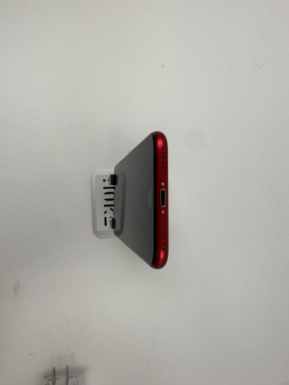 �ڽ����Хåƥ꡼�򴹺ѡ� iPhone SE��3��128GB�Хåƥ꡼100%�����ֹ�M-5551