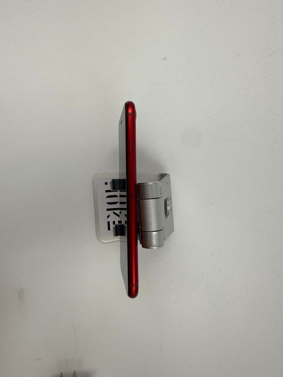 �ڽ����Хåƥ꡼�򴹺ѡ� iPhone SE��3��128GB�Хåƥ꡼100%�����ֹ�M-5551