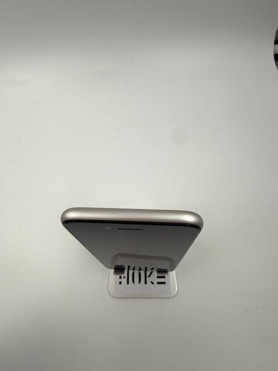 �ڽ����Хåƥ꡼�򴹺ѡ� iPhone SE��3��128GB�Хåƥ꡼100%�����ֹ�M-1949