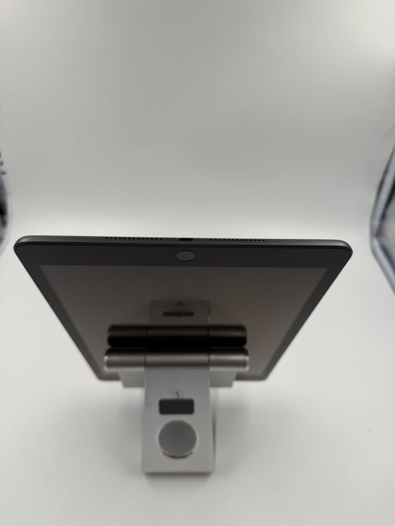 iPad 8 32GB Wi-Fi+ Cellular gray ֹM-86-9