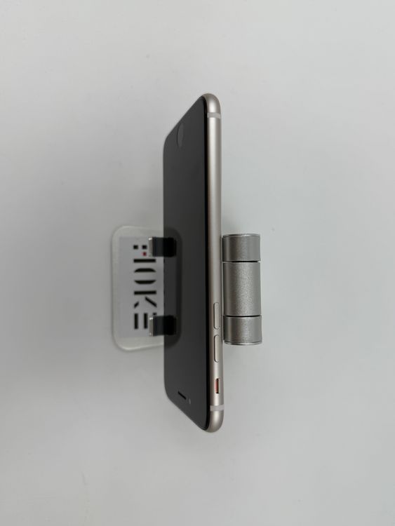 �ڽ����Хåƥ꡼�򴹺ѡ�iPhone SE��3��128GB�Хåƥ꡼100%�����ֹ�M-1045