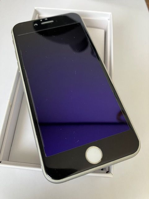 SIMե꡼iPhone8 64GB С