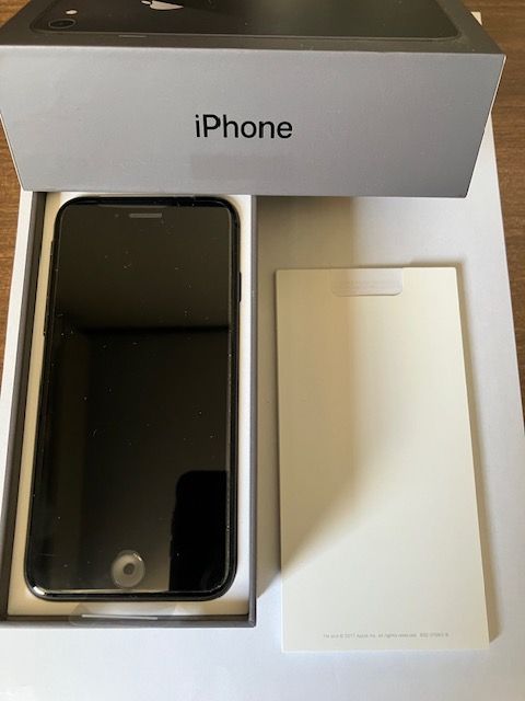 ̤ SIMե꡼ iPhone8 64GB ڡ쥤 ֥å 