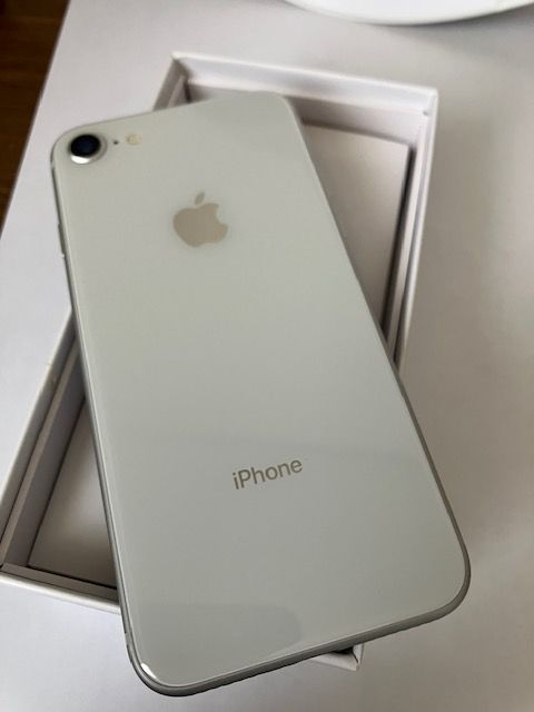 SIMե꡼iPhone8 64GB С