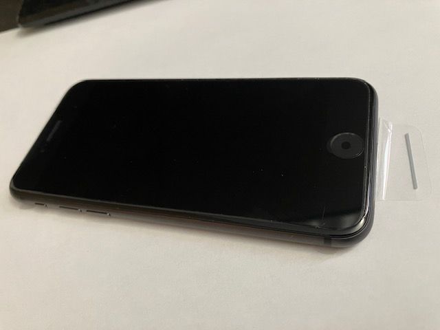 ̤ SIMե꡼ iPhone8 64GB ڡ쥤 ֥å 