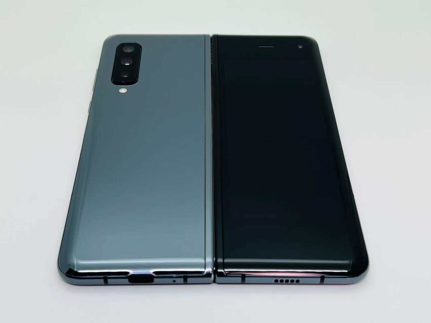 ムスビー｜galaxy Fold 5G 512GB ブラック SIMフリー【Galaxy Fold 5G 