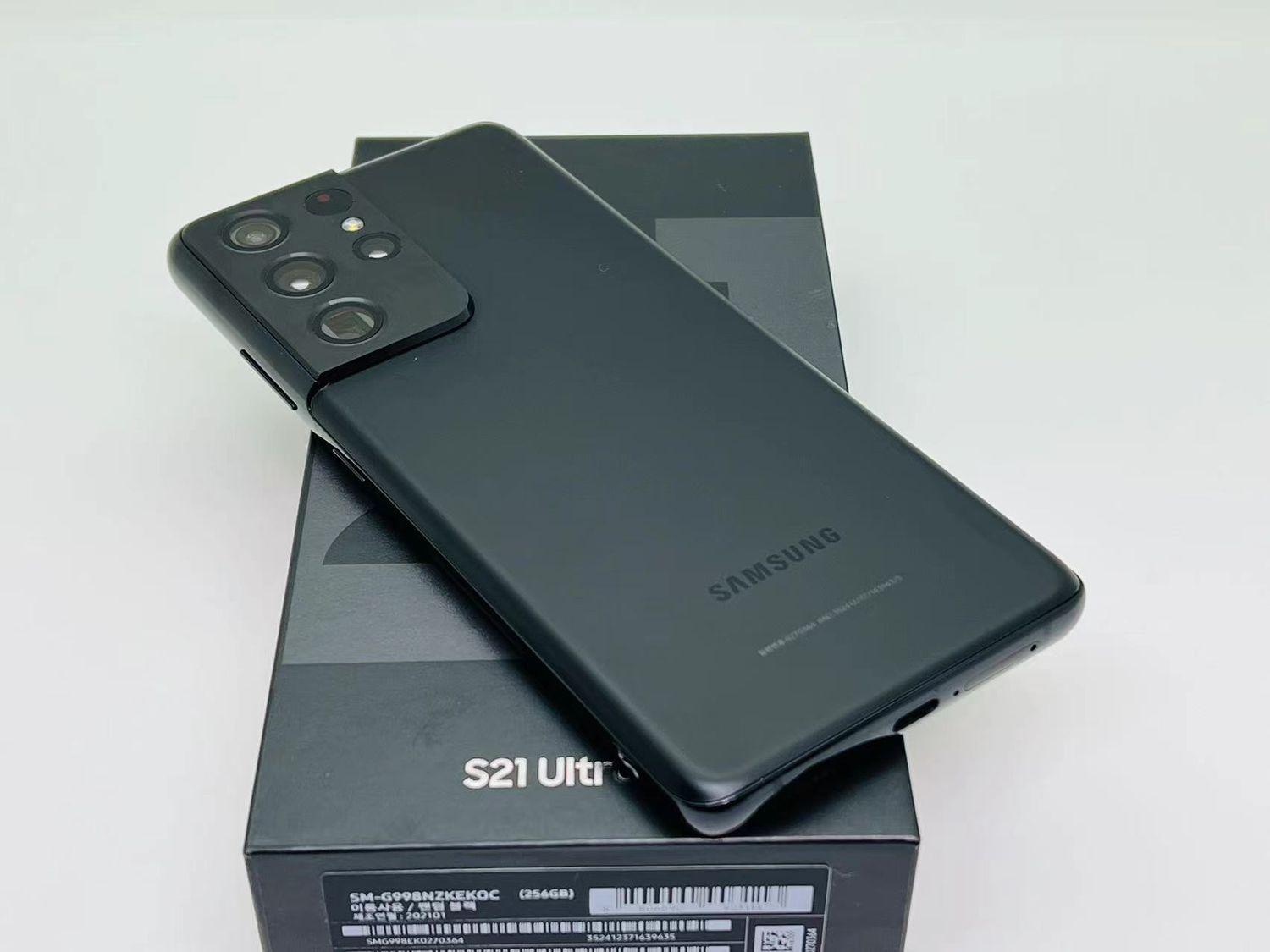 ムスビー｜美品 galaxy S21 Ultra 5G 256GB ブラック SIMフリー  