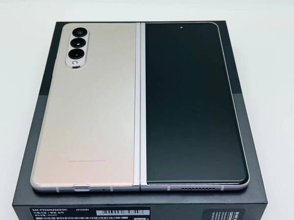 ムスビー｜美品 512GB Galaxy Z Fold3 5G シルバー SIMフリー【Galaxy 