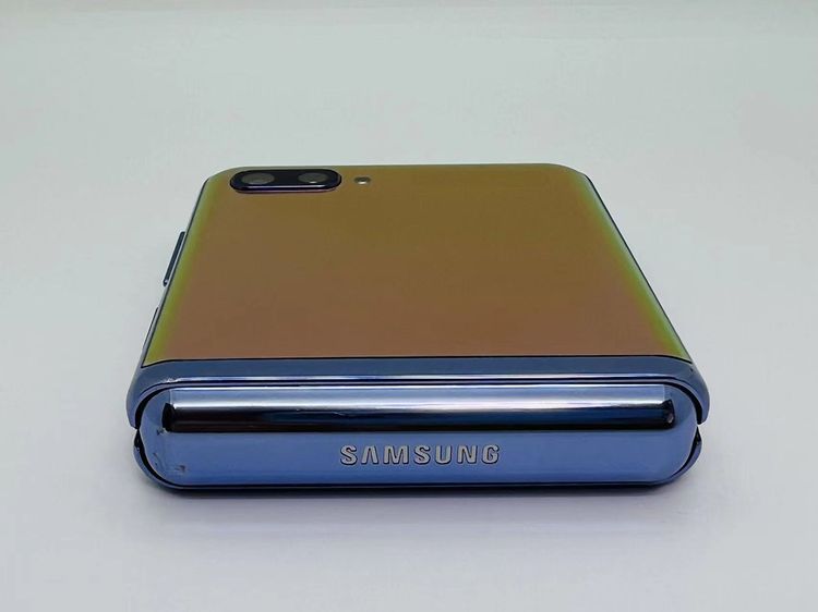 832) galaxy Z Flip 256GB ゴールド SIMフリー（ムスビー｜galaxy Z  