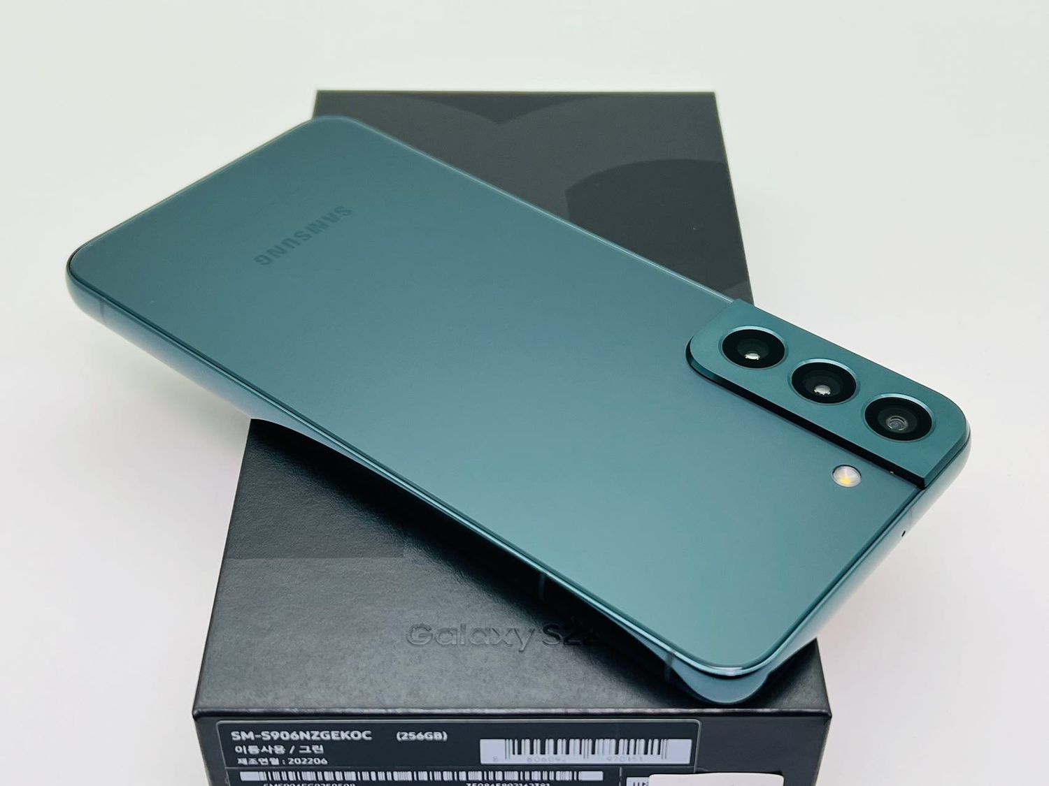 ムスビー｜美品 galaxy S22+ Plus 5G 256GB グリーン SIMフリー 