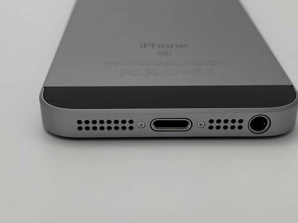ムスビー｜極美品！ iPhone SE1 32GB SIMフリー 電池91% 【アップル 