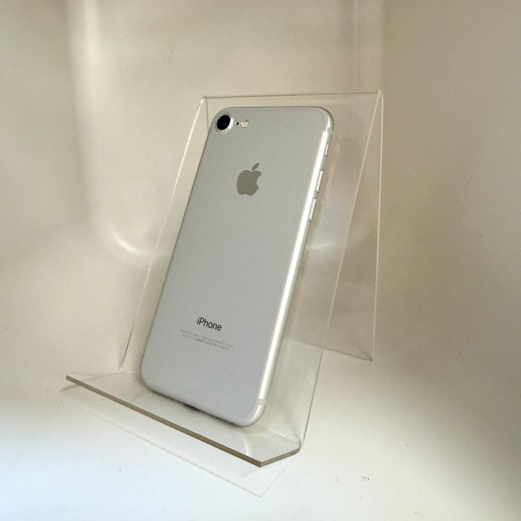 ���ʡ� iPhone 7 32GB ����С�  SIM�ե꡼ ����100%