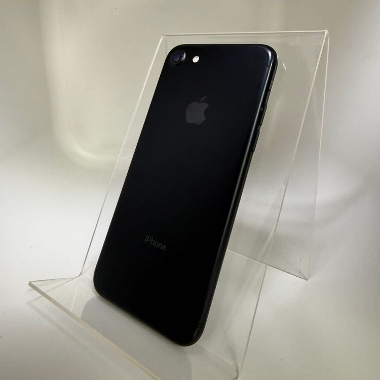 ư���ɹ��� iPhone 7 128GB �֥�å� SIM�ե꡼ ����77%