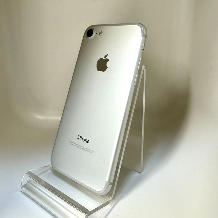 動作良好! iPhone 7 32GB シルバー SIMフリー 電池67% 【アップルバイヤーズ】