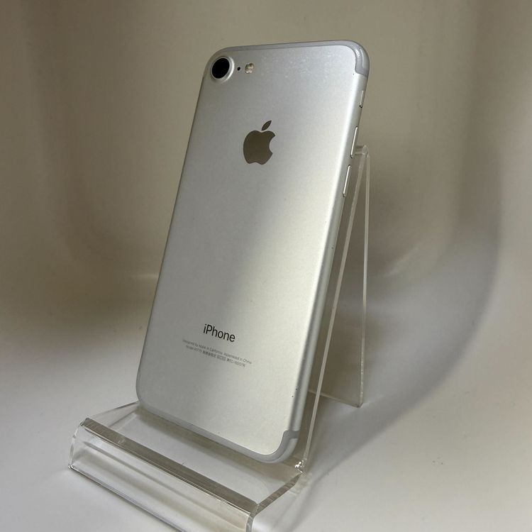 動作良好! iPhone 7 32GB シルバー SIMフリー 電池71% 【アップルバイヤーズ】