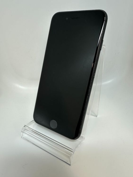 豪華おまけ付・即納 iPhone7 ブラック SIMフリー (C0151)（AQUOS  