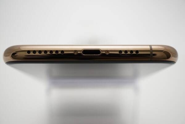 ムスビー｜極美品！ iPhone11ProMax 64GB SIMフリー 電池100 