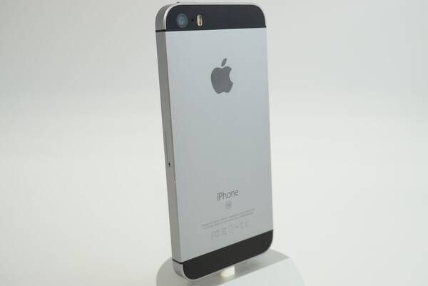 ムスビー｜美品！ iPhone SE1 32GB SIMフリー 電池94% 【アップル 