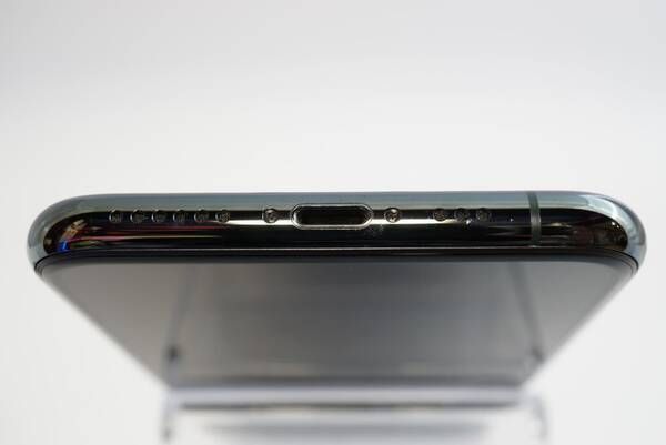 iPhone11pro256GB SIMフリー 美品シルバーバッテリ状態100% 長 