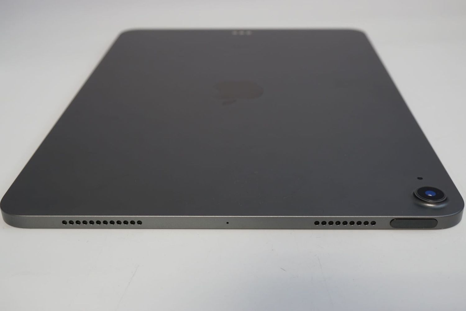 ムスビー｜極美品！ iPad Air 4 Wi-Fi 64GB 電池94% 【アップル 
