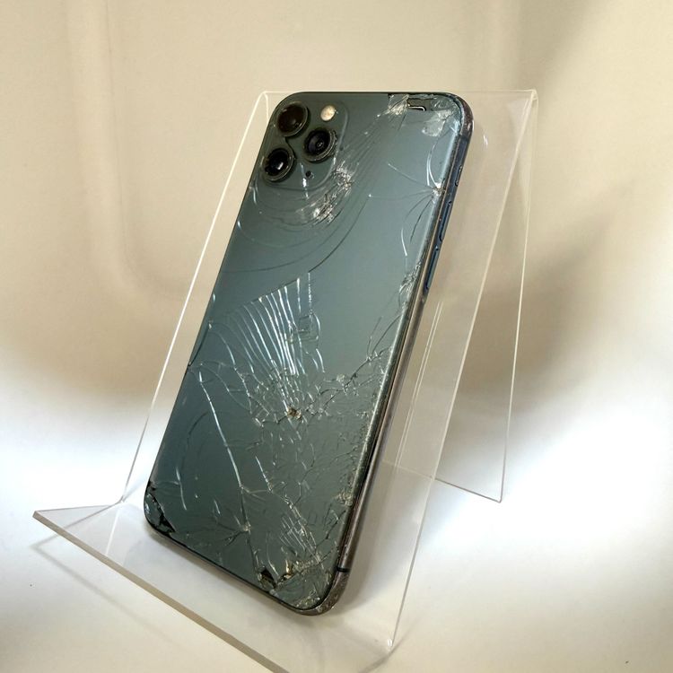 ꡪ iPhone 11 Pro 64GB ߥåɥʥȥ꡼ SIMե꡼ 71%