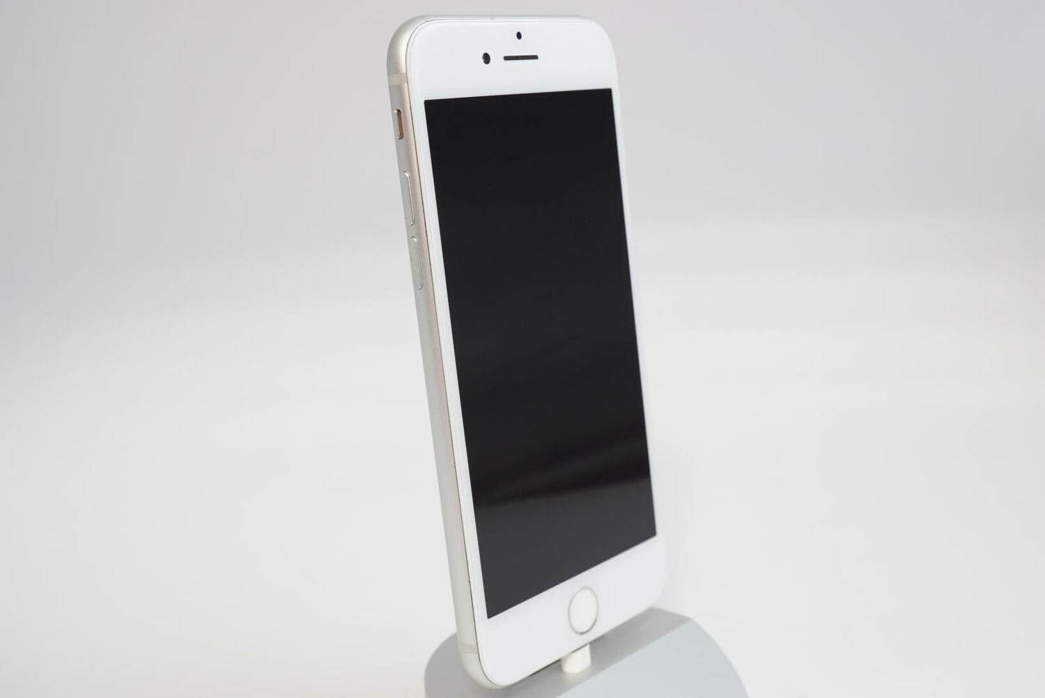 ムスビー｜画面傷なし！ iPhone8 64GB SIMフリー 電池100% 【アップル  