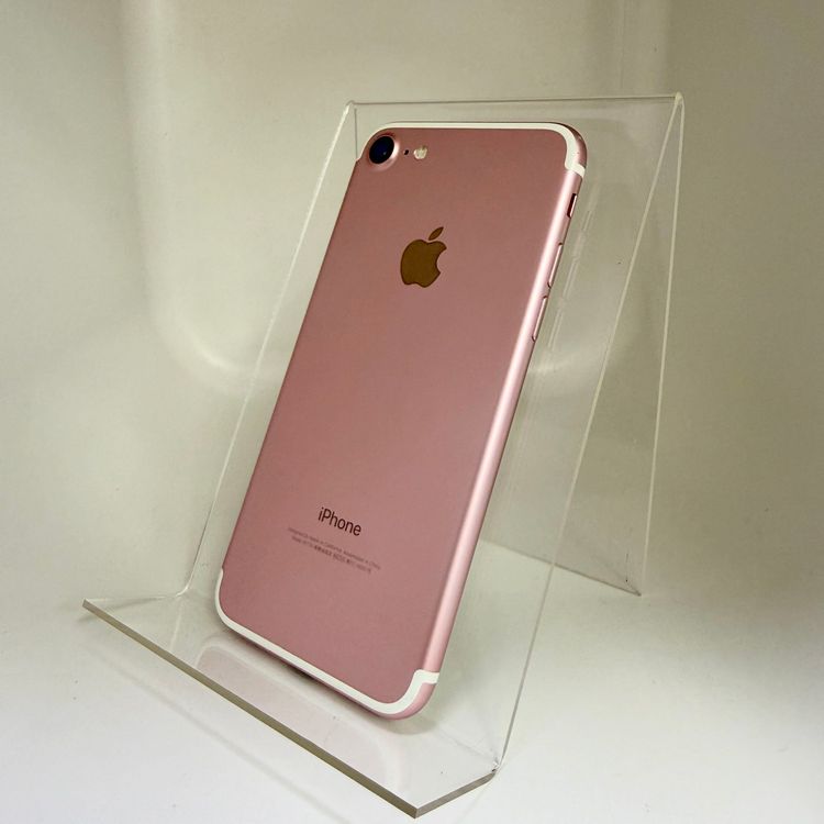 �����ꡪiPhone 7 32GB ������������� SIM�ե꡼ ����93%