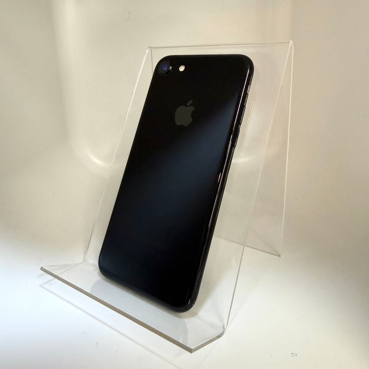 ư���ɹ��� iPhone 7 128GB �����åȥ֥�å�  ����83%