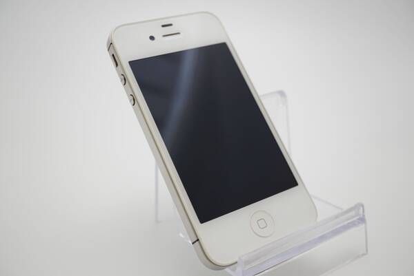 ʡ iPhone4s 16GB  82% ڥåץХ䡼
