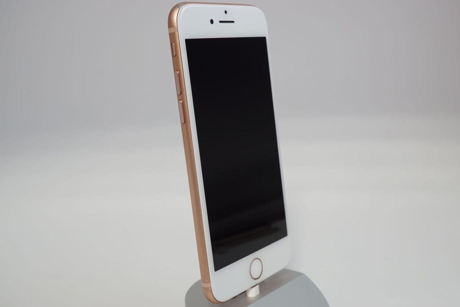 ムスビー｜画面傷なし！ iPhone8 64GB SIMフリー 電池100% 【アップル 