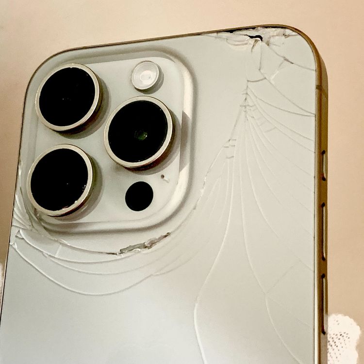 ꡪ iPhone 15 Pro 128GB  SIMե꡼ 89% ڥåץХ䡼