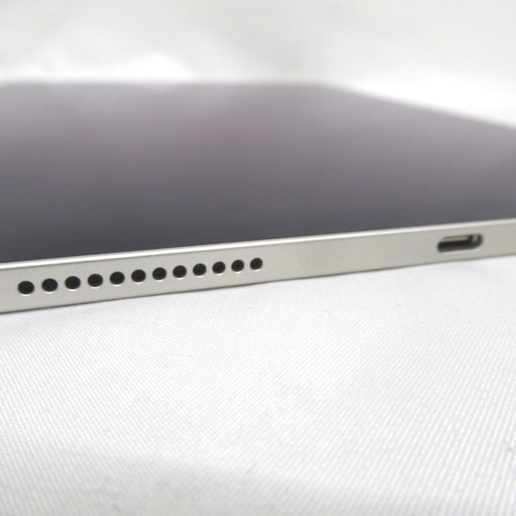 �ڼ��ߤʤߡۡ�KR237411��Apple��iPad Air 64GB Wi-Fi��ǥ�����