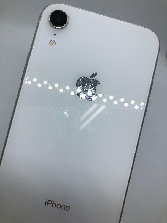 ムスビー｜iPhone XR 64GB ホワイト SIMフリー au版 バッテリー99