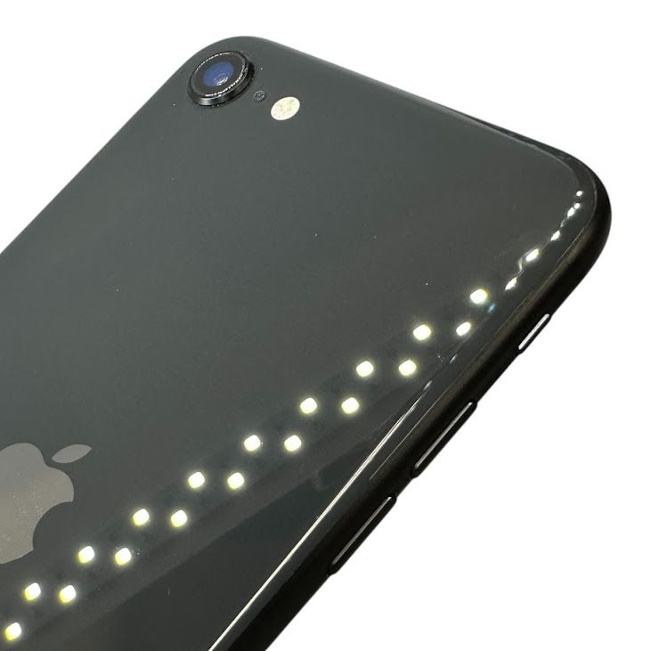 �ڥХåƥ꡼83%��iPhone��SE����2�����64GB���֥�å���SIM�ե꡼��au��