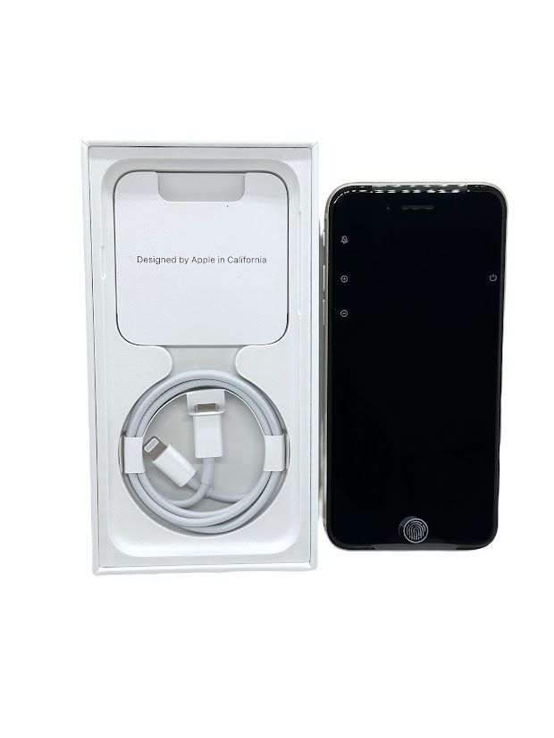 ムスビー｜iPhone SE(第3世代) 128GB スターライト SIMフリー ドコモ版  