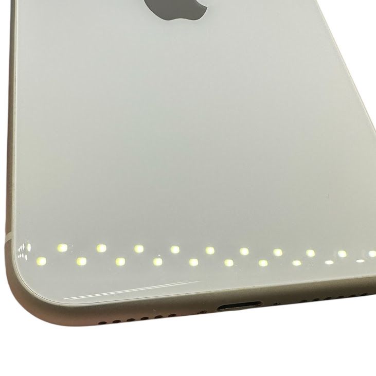 iPhone��11��64GB���ۥ磻�ȡ�SIM�ե꡼��au��