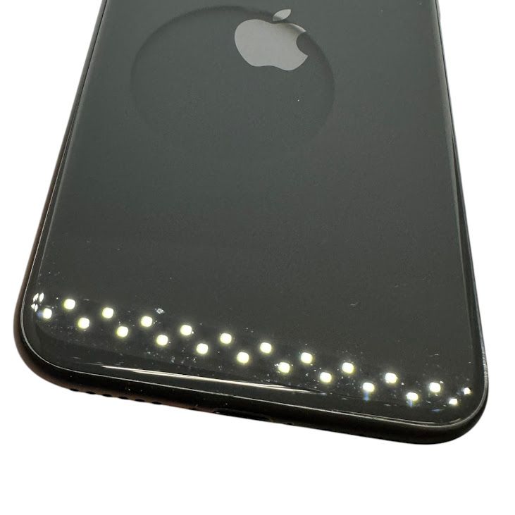 �ڥХåƥ꡼80%��iPhone��SE����2�����128GB���֥�å���SIM�ե꡼