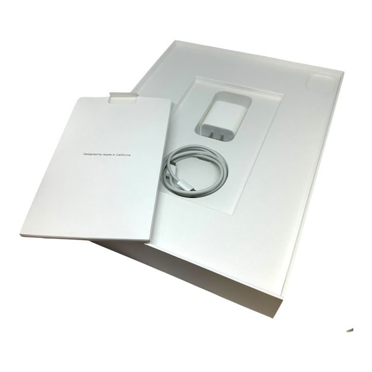 ڥХåƥ꡼100%iPadPro5塡12.9顼ǥ롡1TB쥤